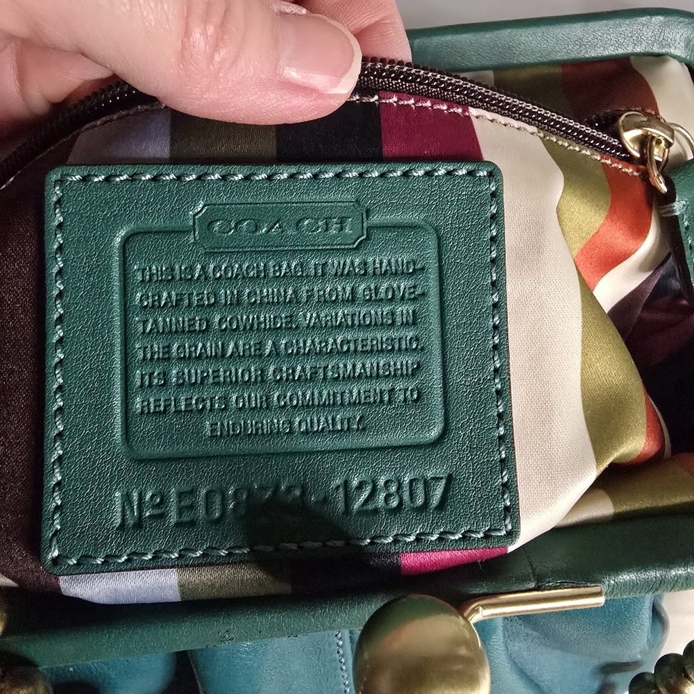 Coach Bleecker Legacy Kisslock Elegant Teal Leather Bag with Gold Chain, Vintage - Picture 12 of 13